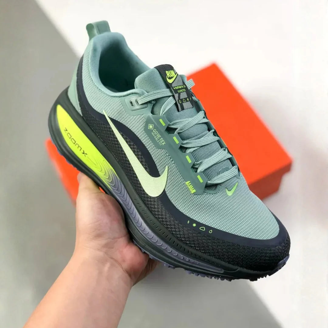 Nike Vomero 18 GORE TEX Verde Preto