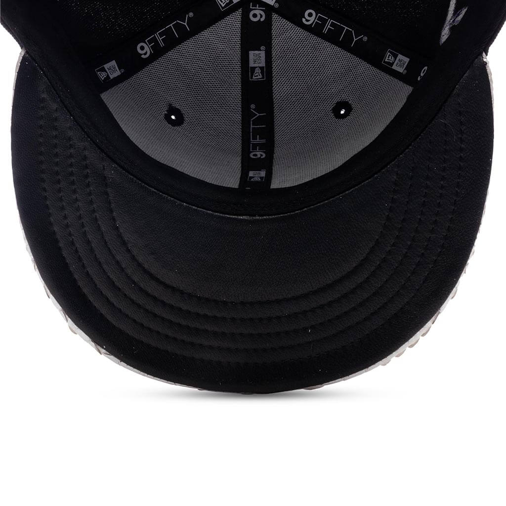 Just Don x Usher Super Bowl LVIII 9FIFTY Snapback Hat Black Silver Python