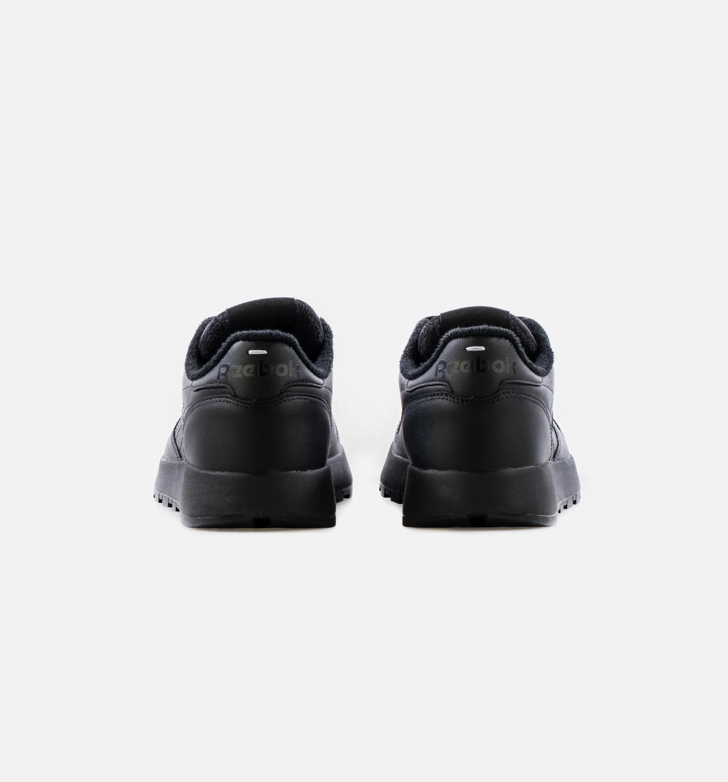 Maison Margiela Classic Leather Tabi Mens Lifestyle Shoe Black