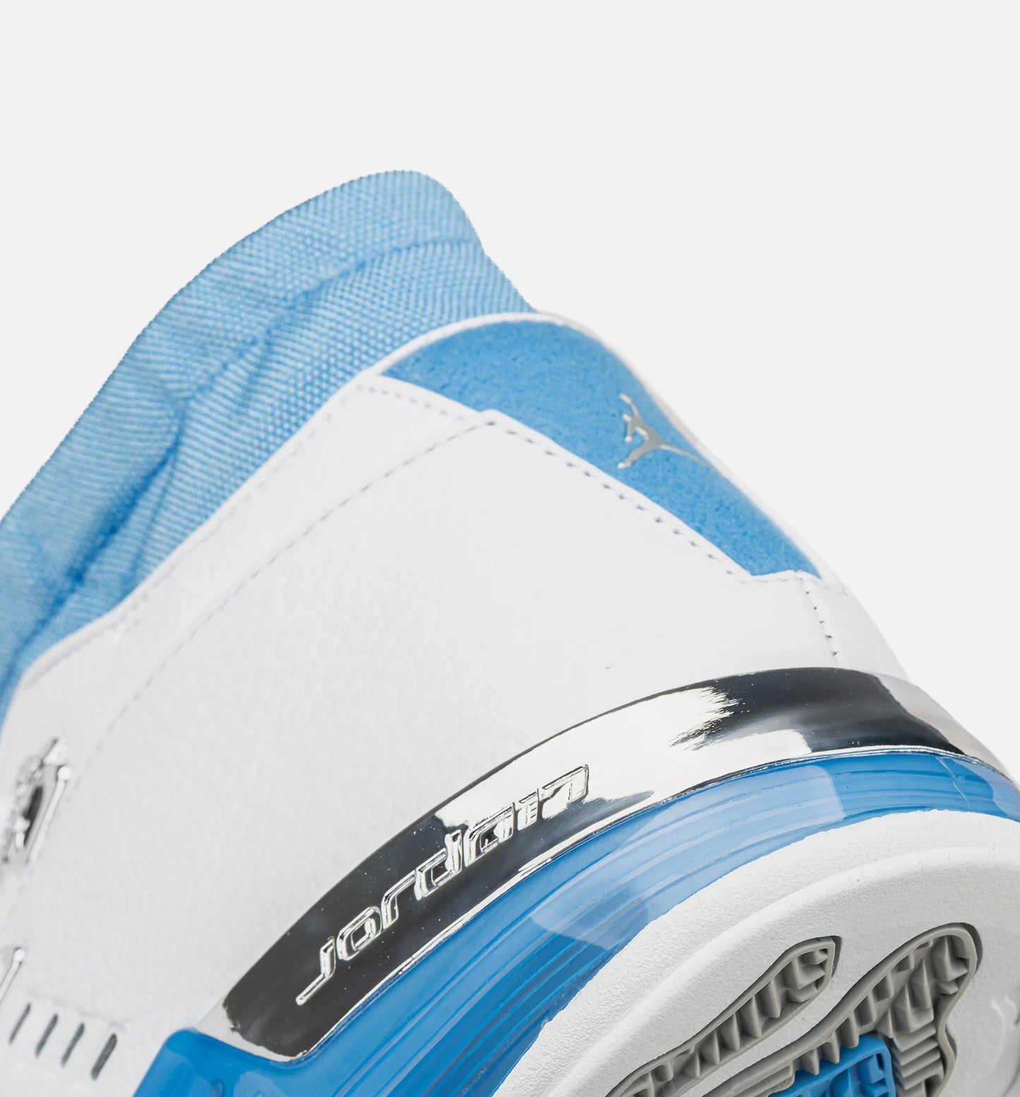 Air Jordan 17 Retro Low University Blue Mens Lifestyle Shoe White University Blue Chrome Black Limit One Per Customer