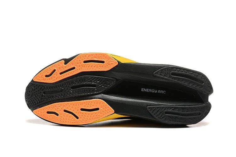 New Balance Fuelcell Supercomp Elite V4 Preto Laranja