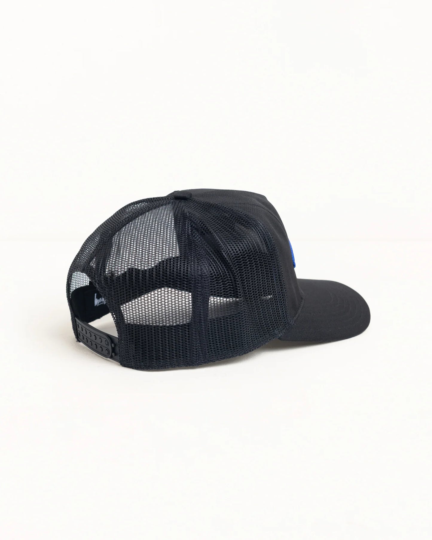 TOUGH GEAR TRUCKER