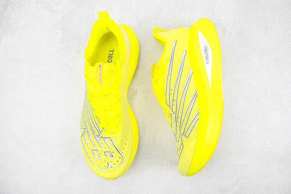 New Balance Fuelcell Supercomp Elite V3 Amarelo