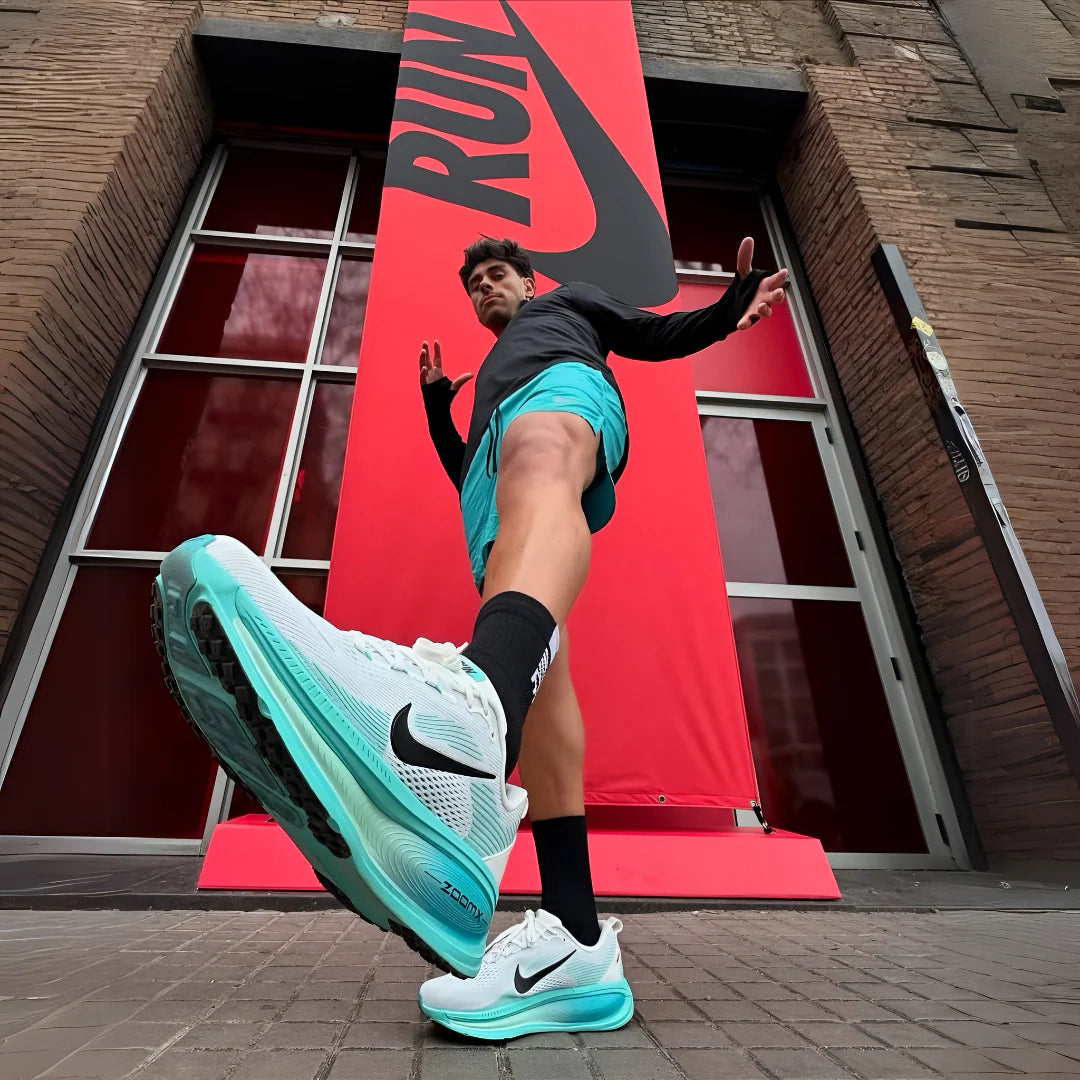Nike Vomero 18 White Dusty Cactus