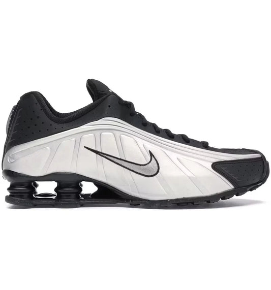 Nike Shox R4 Black White LAlliance Parfaite du Confort et du Style