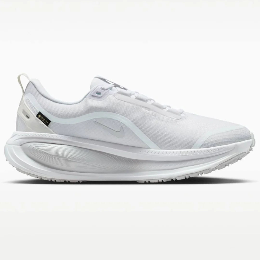 Nike Vomero 18 GORE TEX Branco Cinza Metálico