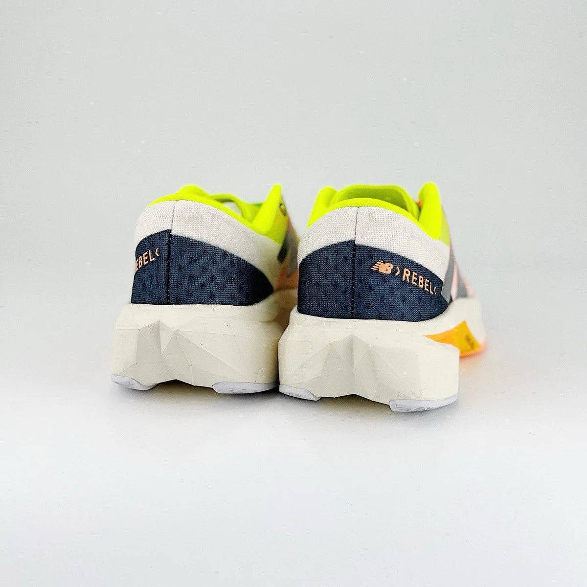 New Balance FuelCell Rebel V4 Collor
