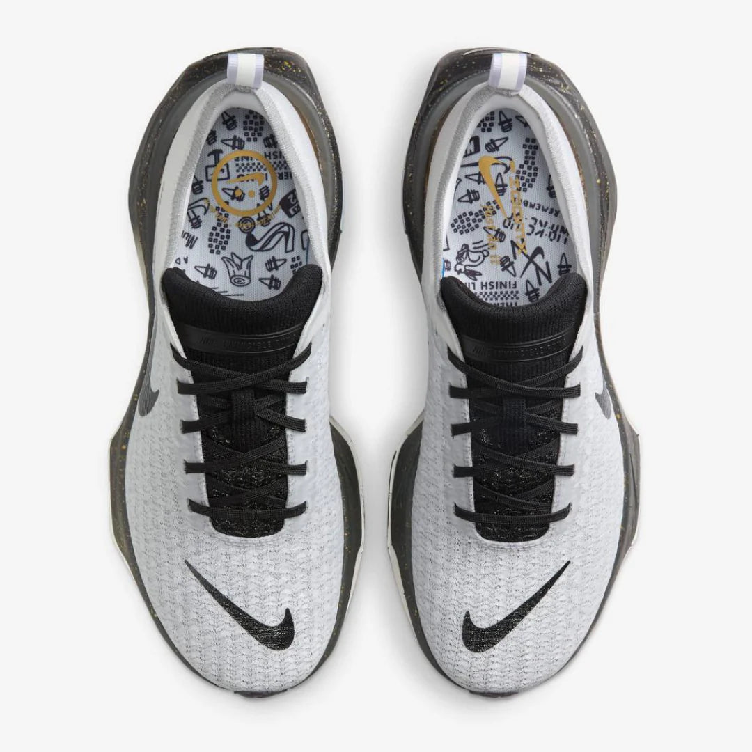 Nike Invincible Run 3 Cinza Preto Gold