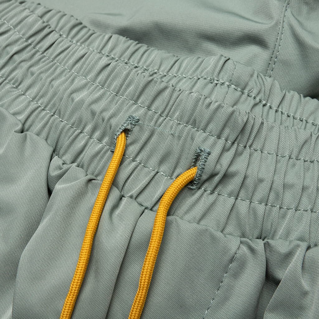 Senna Flight Short Sage Creme