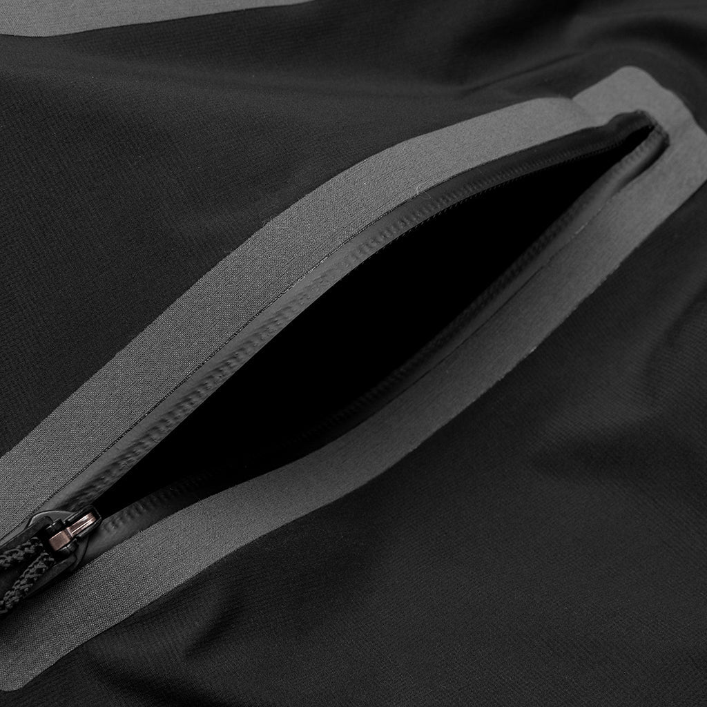 On x IKON Waterproof Jacket Black