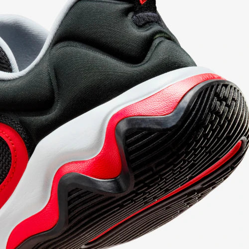 Tênis Nike Giannis Immortality 3 Preto Vermelho
