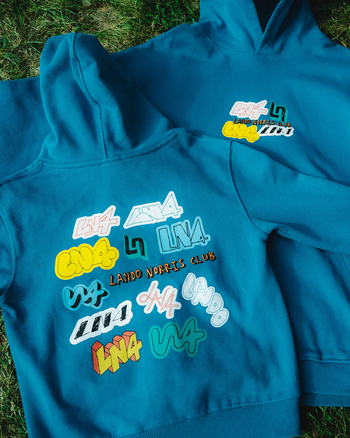 KIDS STICKER HOODIE BLUE