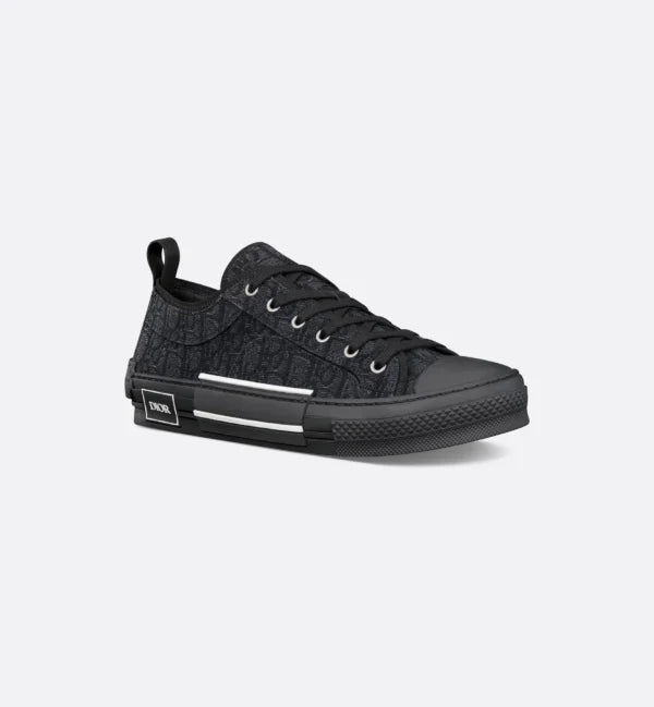 B23 League Low Top Sneaker