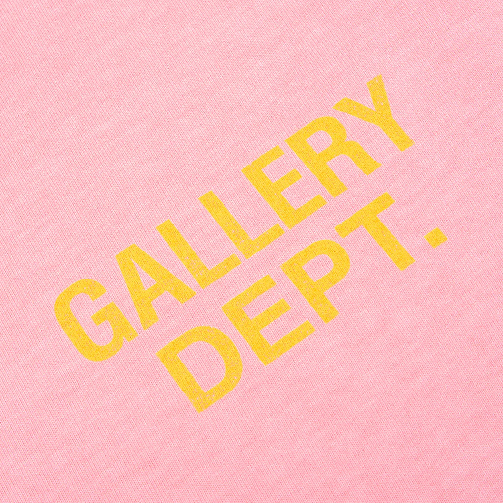 Vintage Souvenir Tee Candy Pink