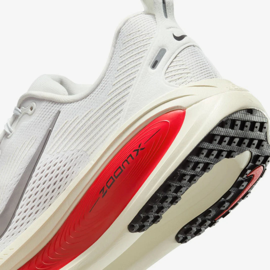 Nike Vomero 18 Branco Vermelho