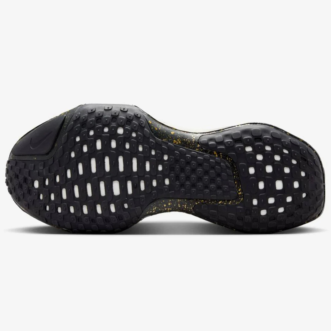 Nike Invincible Run 3 Cinza Preto Gold