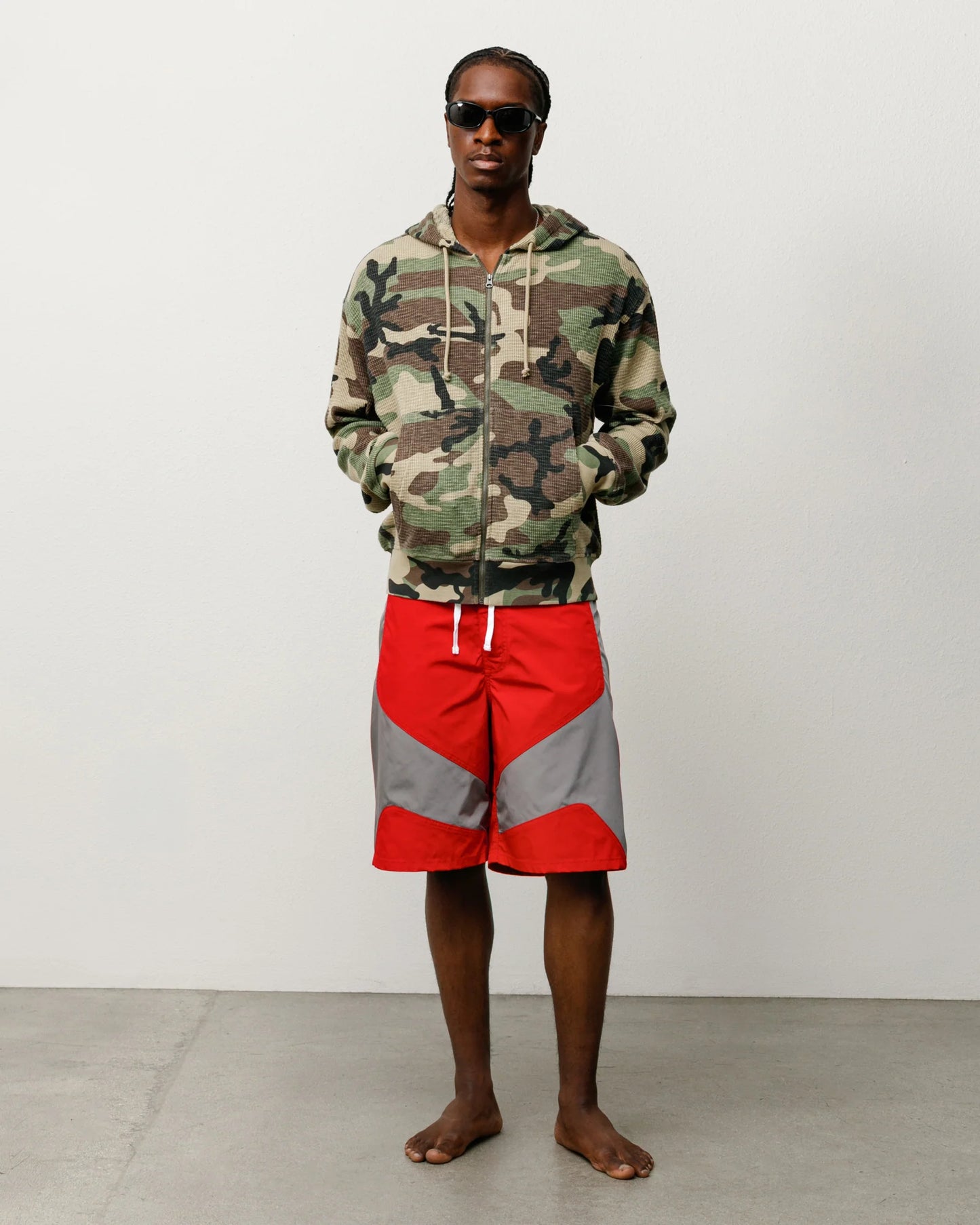 LIGHTWEIGHT THERMAL HOODIE