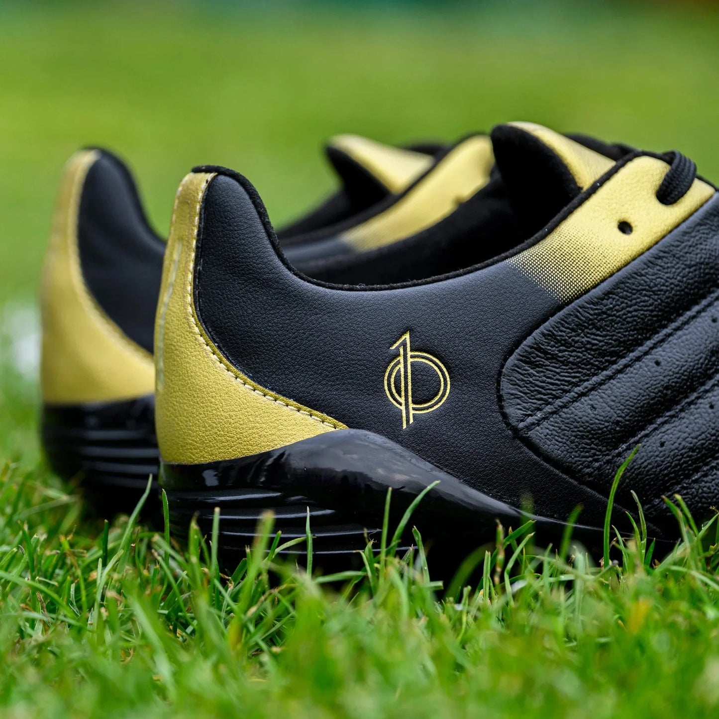 Unozero Aventto FG Firm Ground Soccer Cleats Black