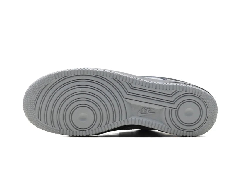 Air Force 1 07 x Syna Black and Light Smoke Grey