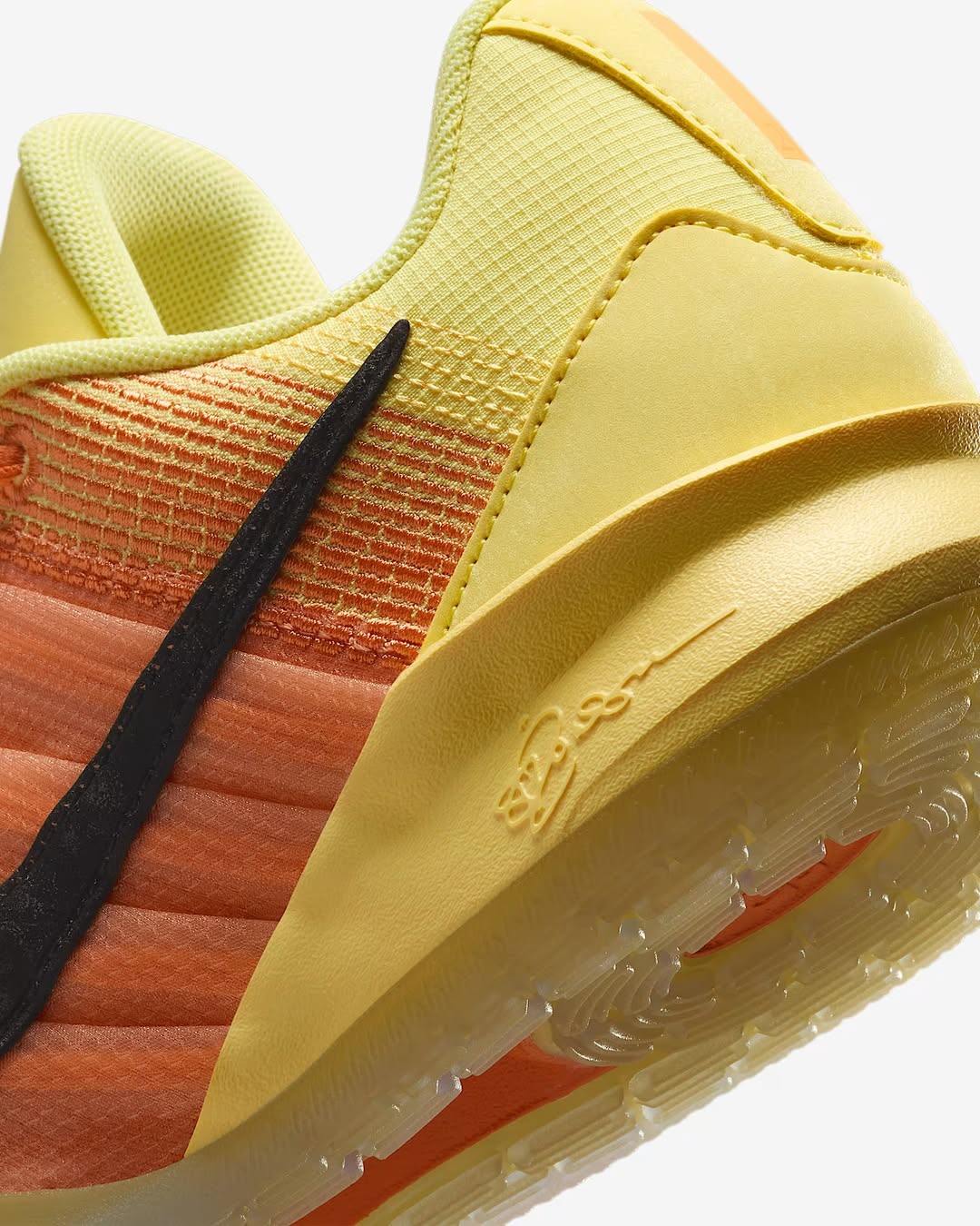 Tênis Nike Sabrina 3 Bring the Heat