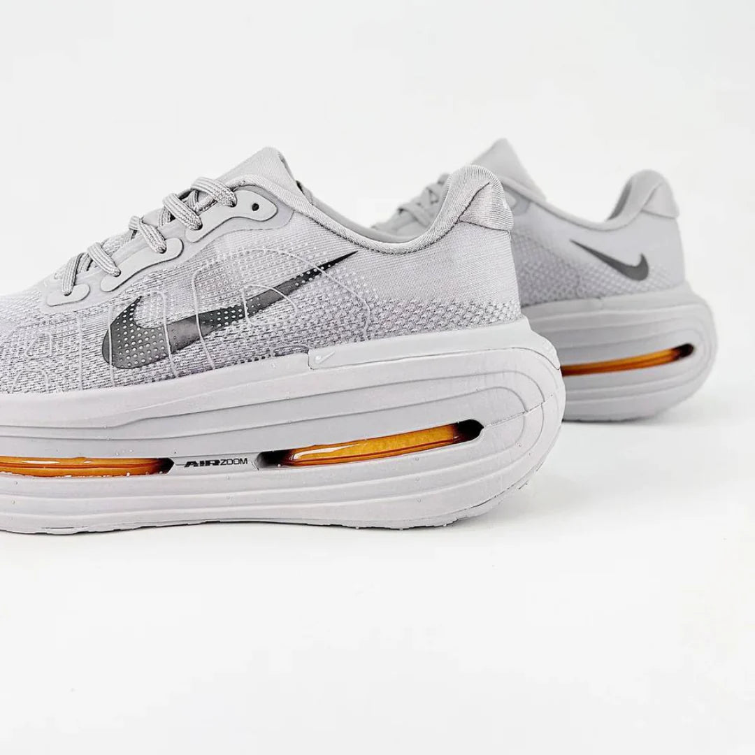 Nike Vomero Premium Cinza Laranja