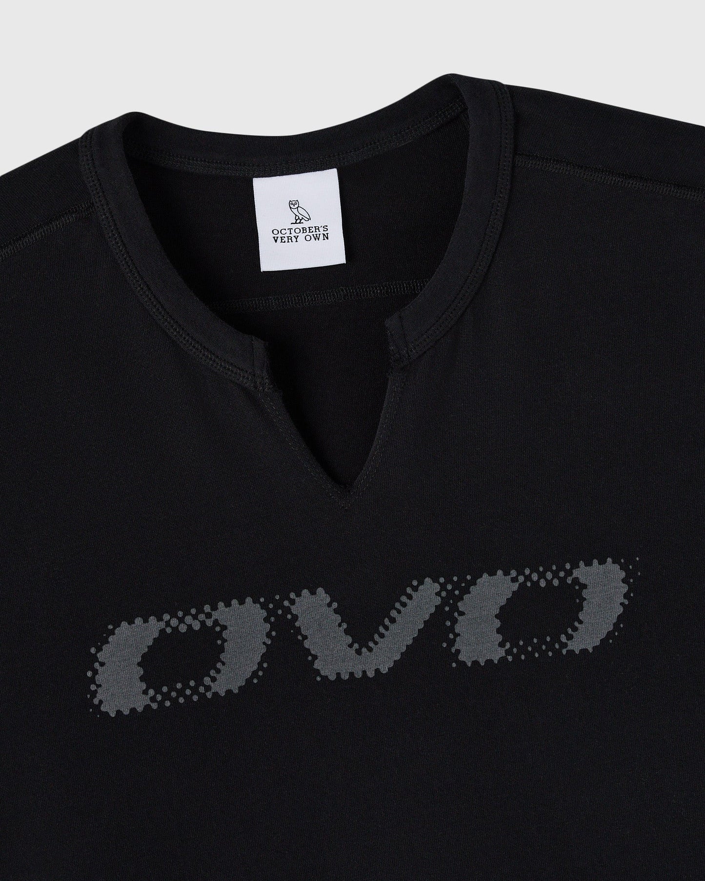 Split Neck Tee Black