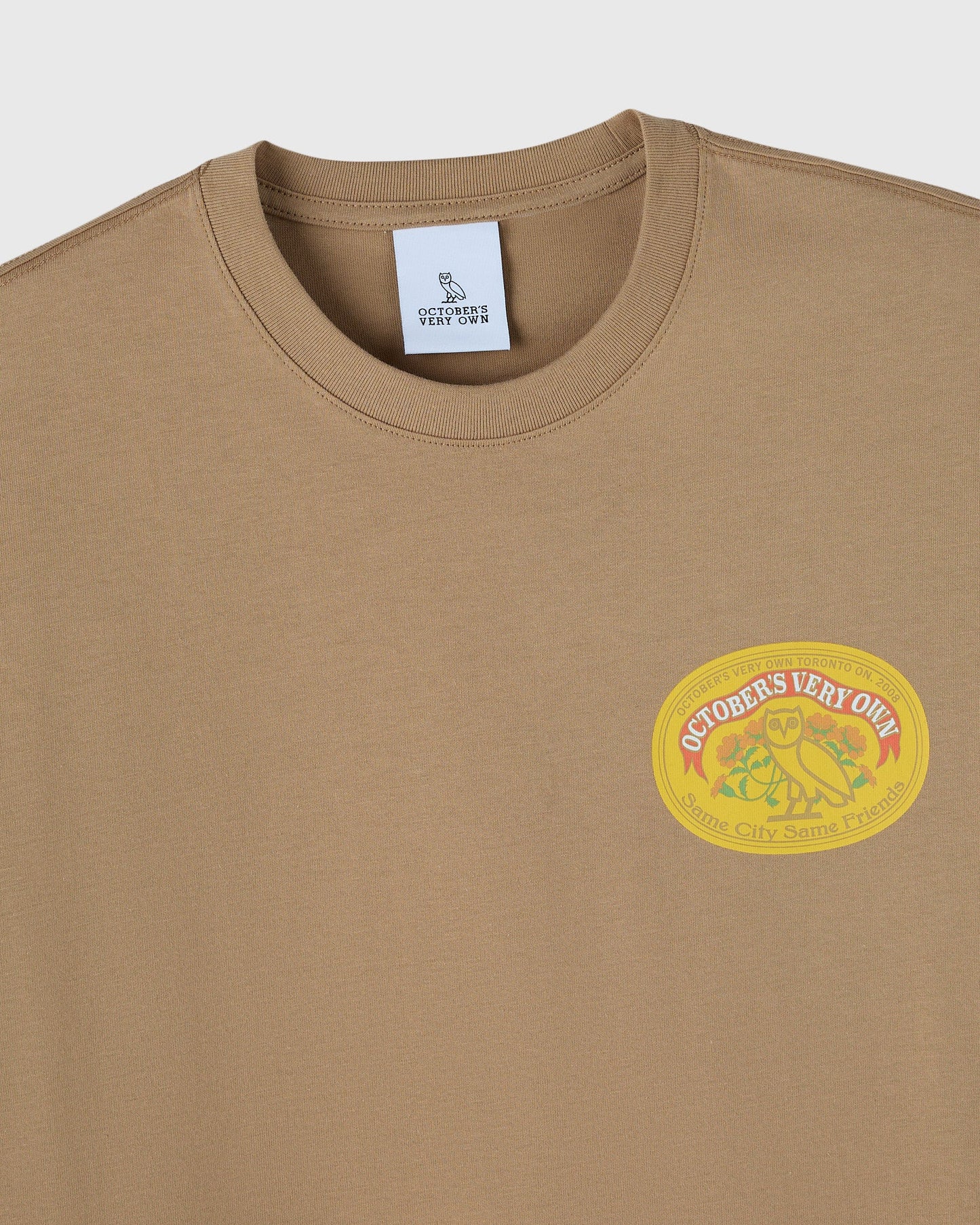 Pom Pom Banner Tee Camel