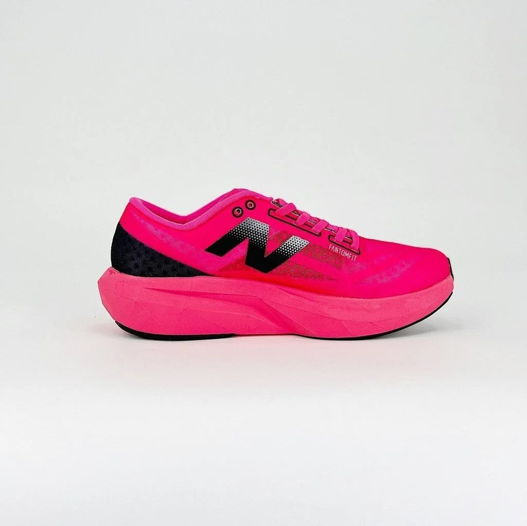 New Balance FuelCell Rebel V4 Rosa