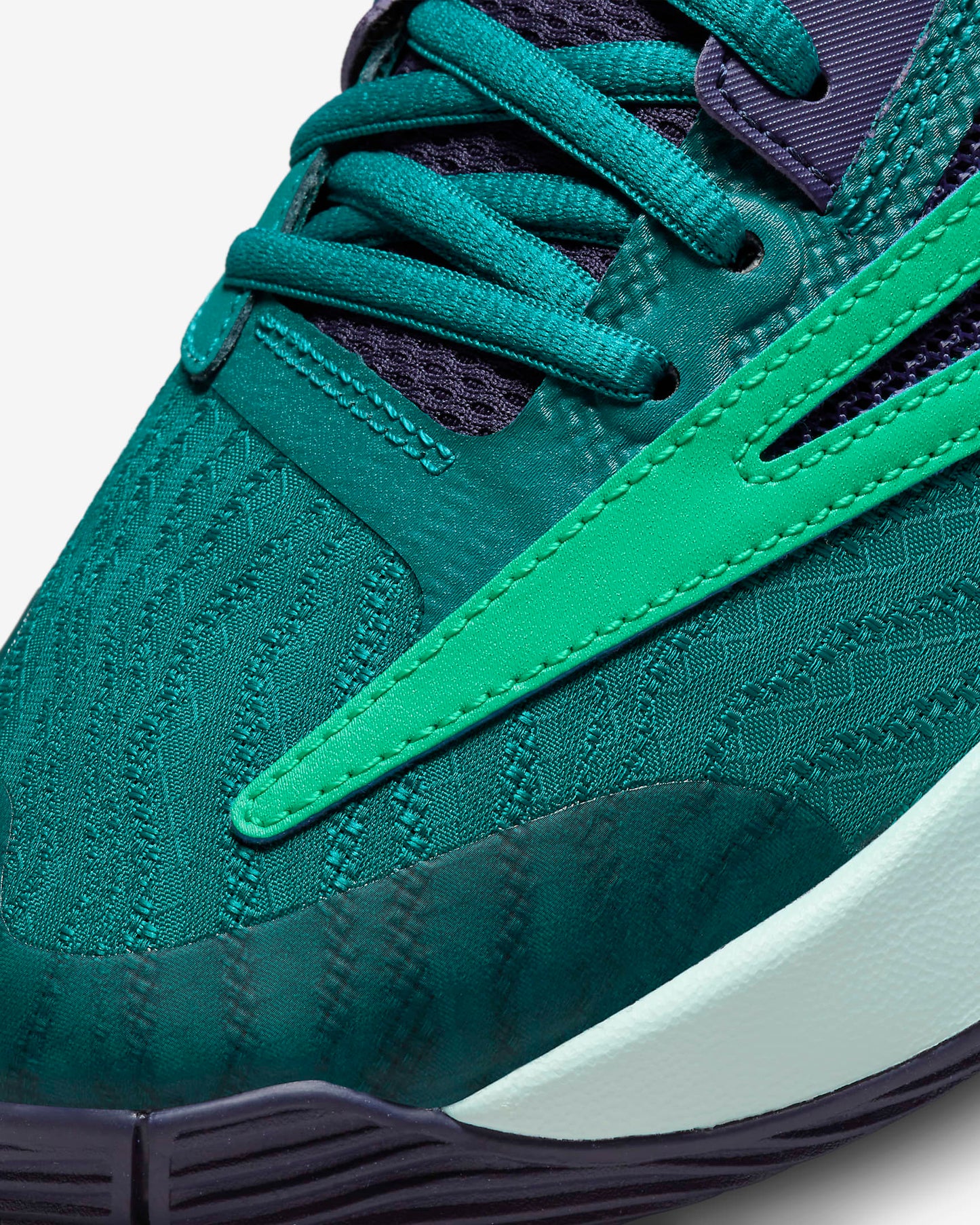 Tênis Nike Giannis Immortality 3 Roxo Verde