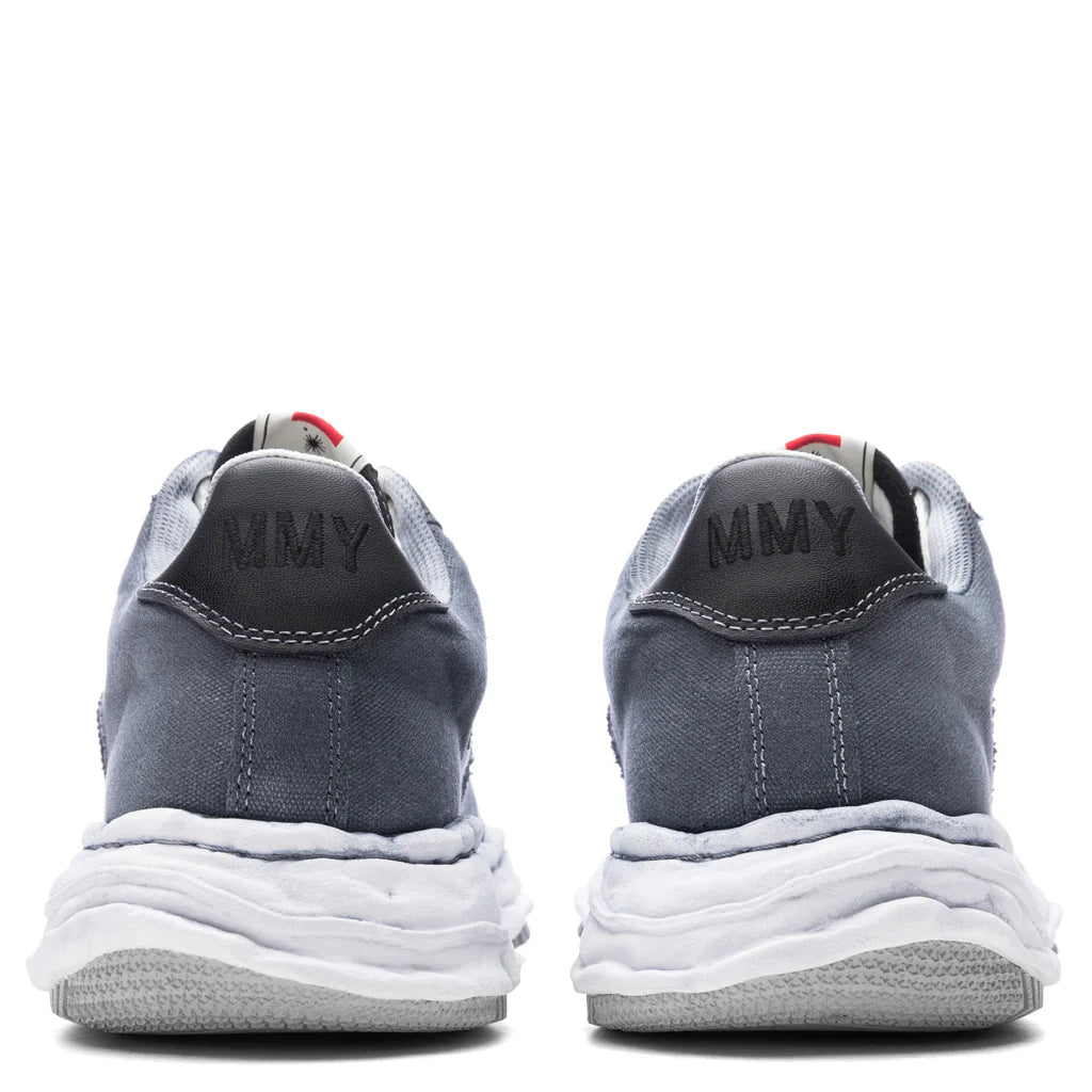 Wayne Low Top Sneakers Black