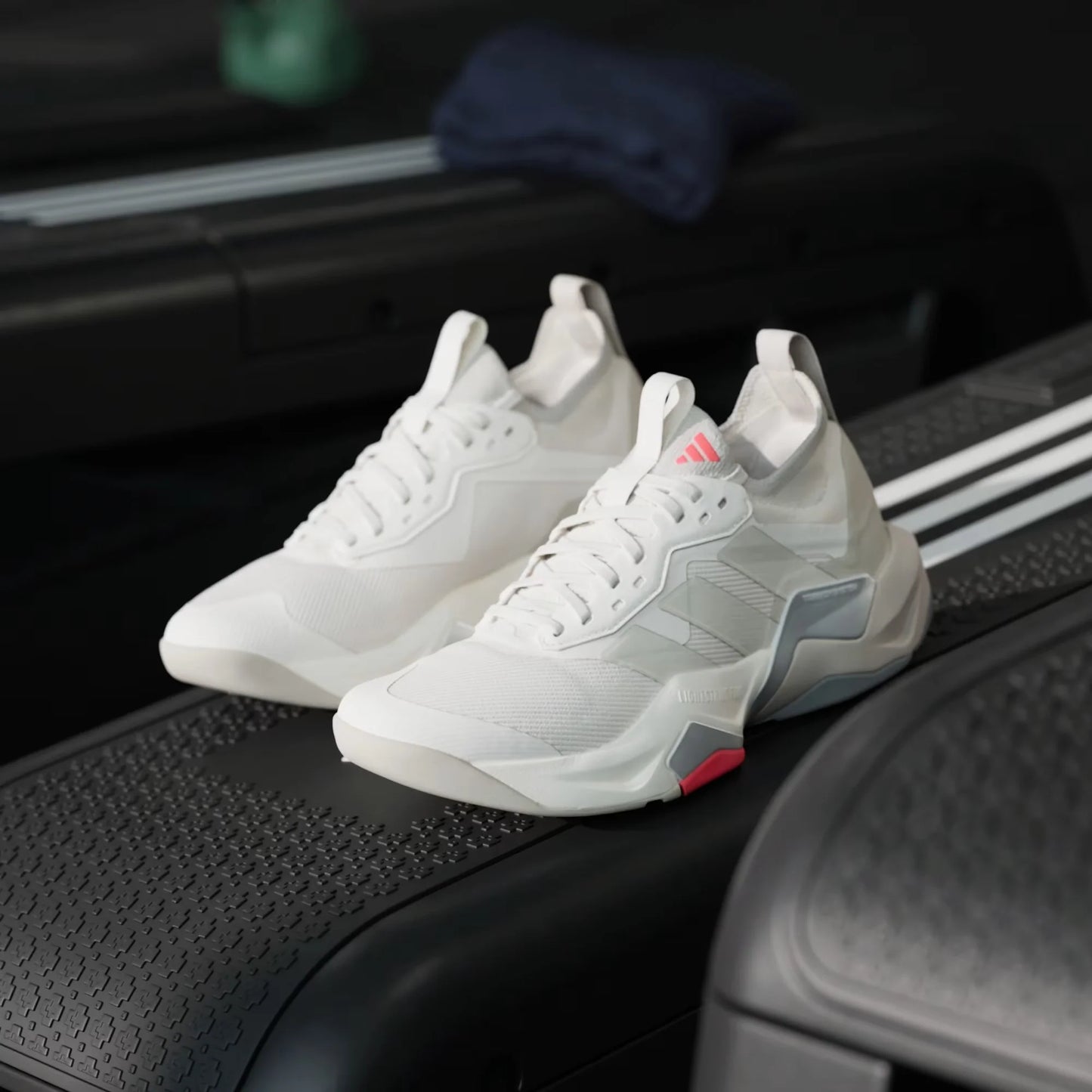 Tênis Adidas Rapidmove ADV 2 Bege