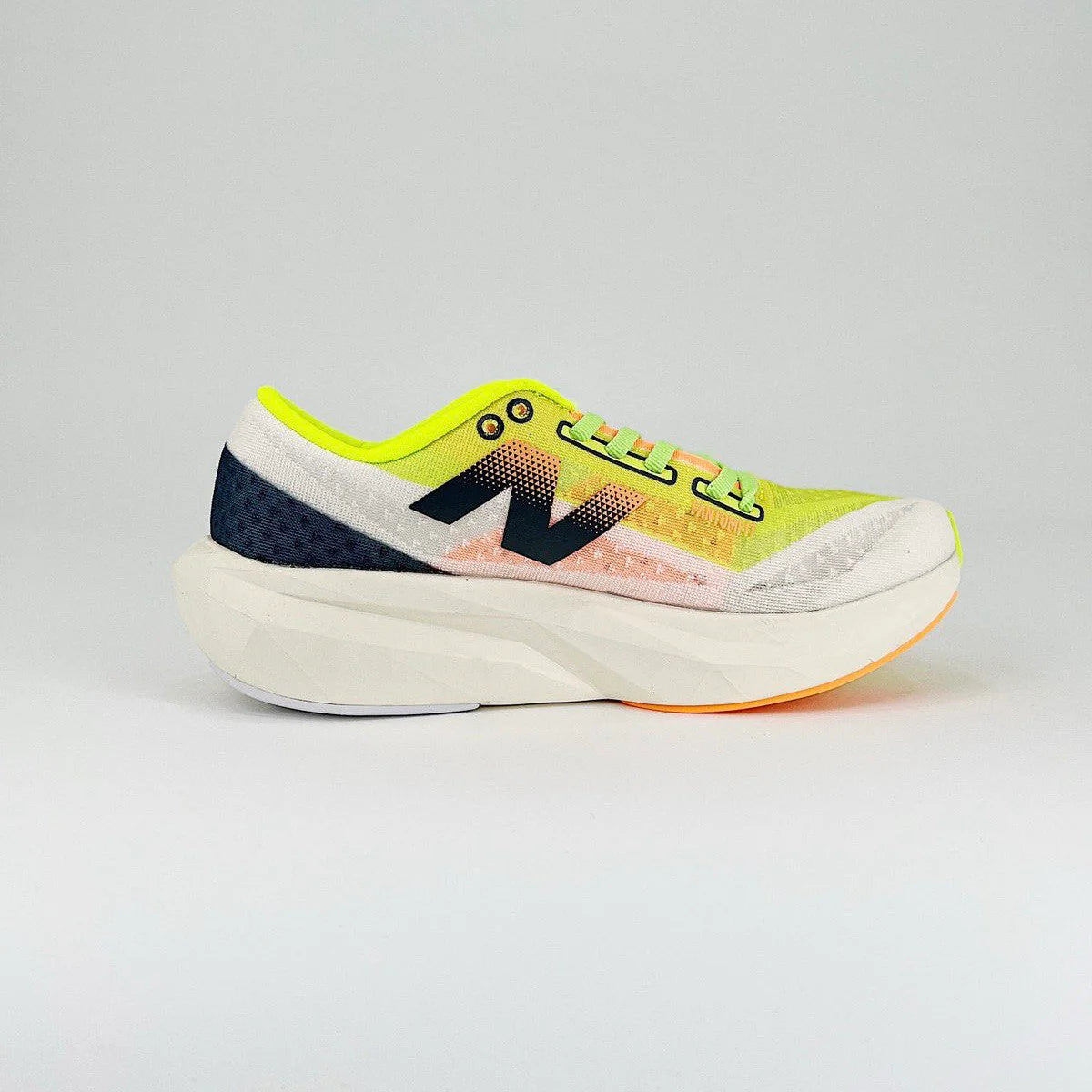 New Balance FuelCell Rebel V4 Collor