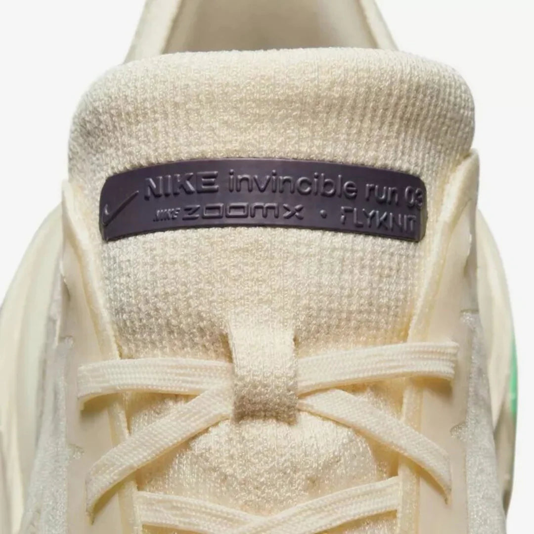 Nike Invincible Run 3 Bege