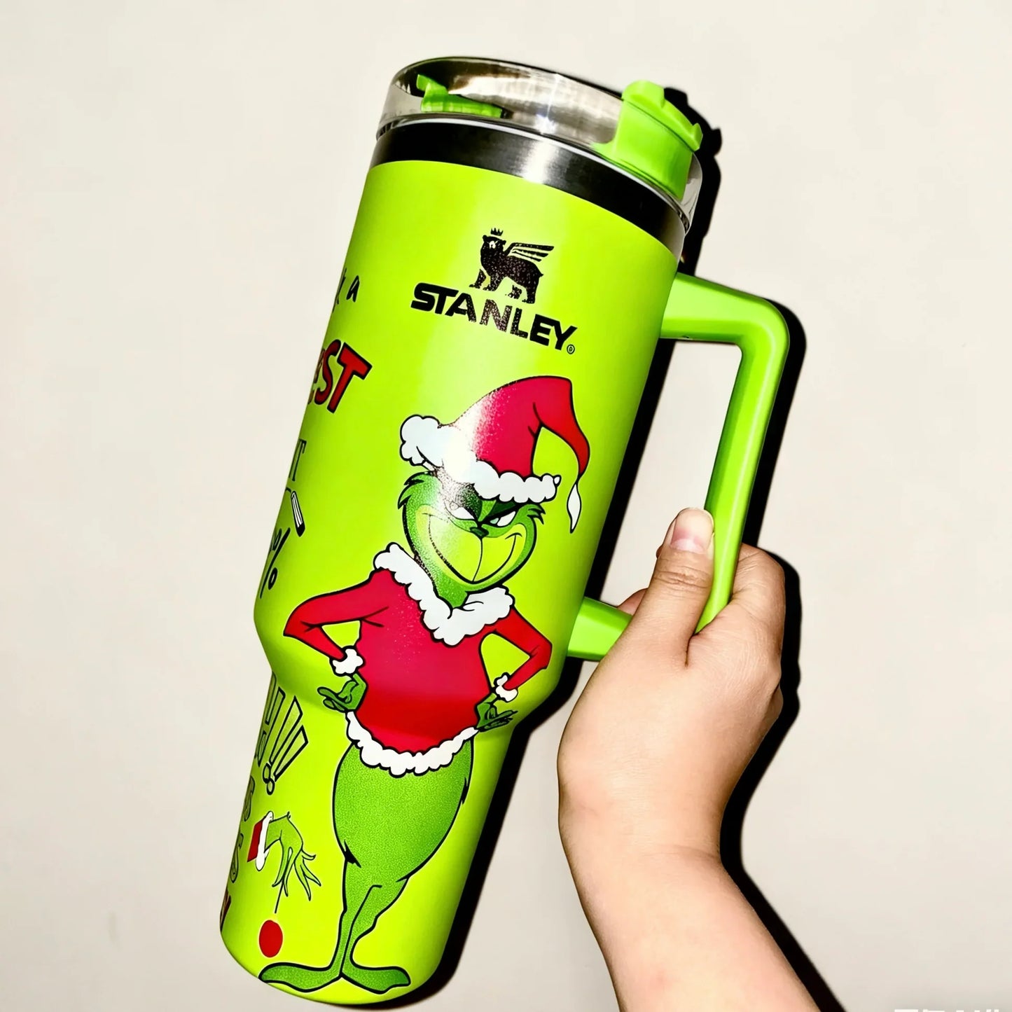 Copo Térmico Grinch Tumbler 12L Inox com Tampa Hermética