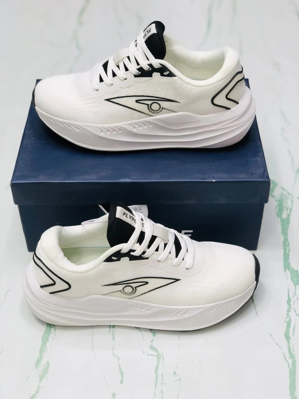 ANTA PG7 WHITE AND BLACK