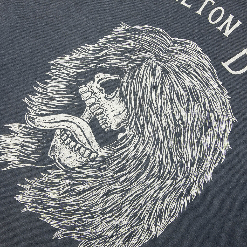 Skeleton Beach Grit Tee Light Vintage Black