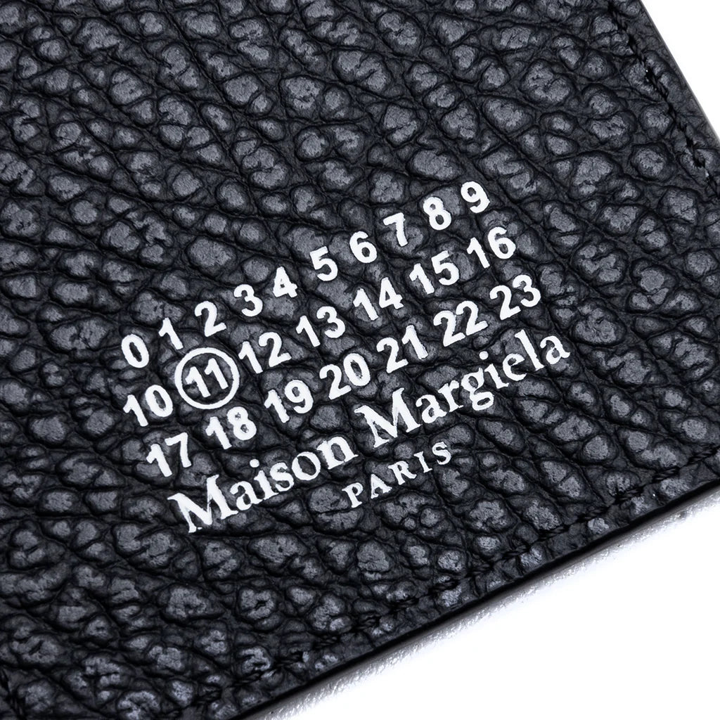 Four Stitches Cardholder Black