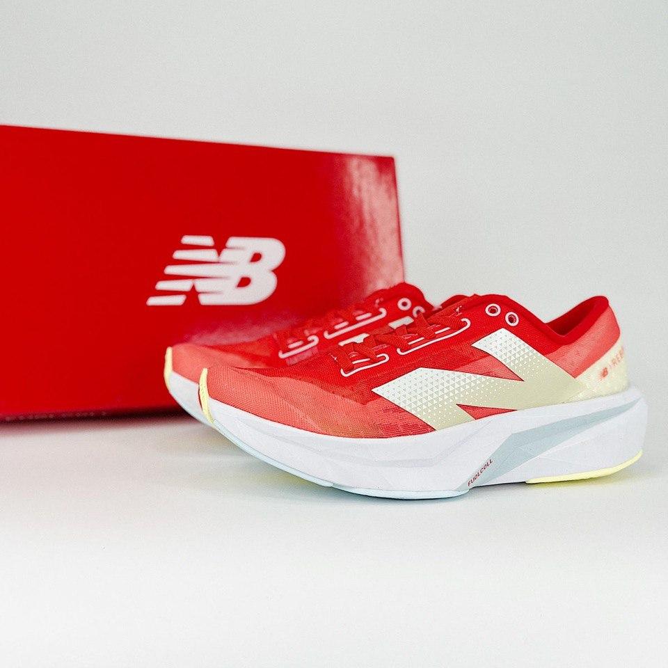 New Balance FuelCell Rebel V4 Red Gold