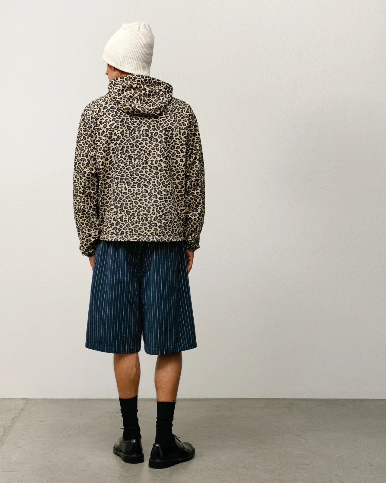 LIGHTWEIGHT HOODED JACKET