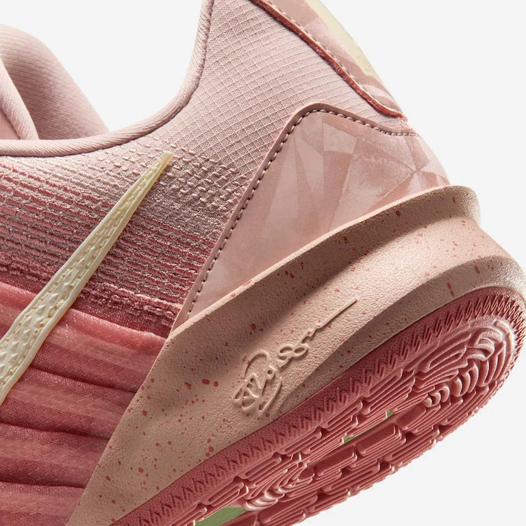 Tênis Nike Sabrina 3 Pink Oxford
