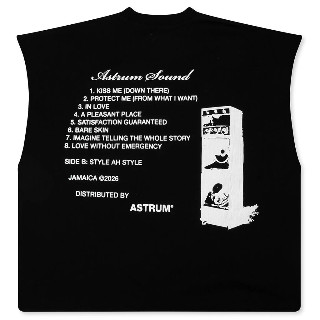 AH Wine Tee Black