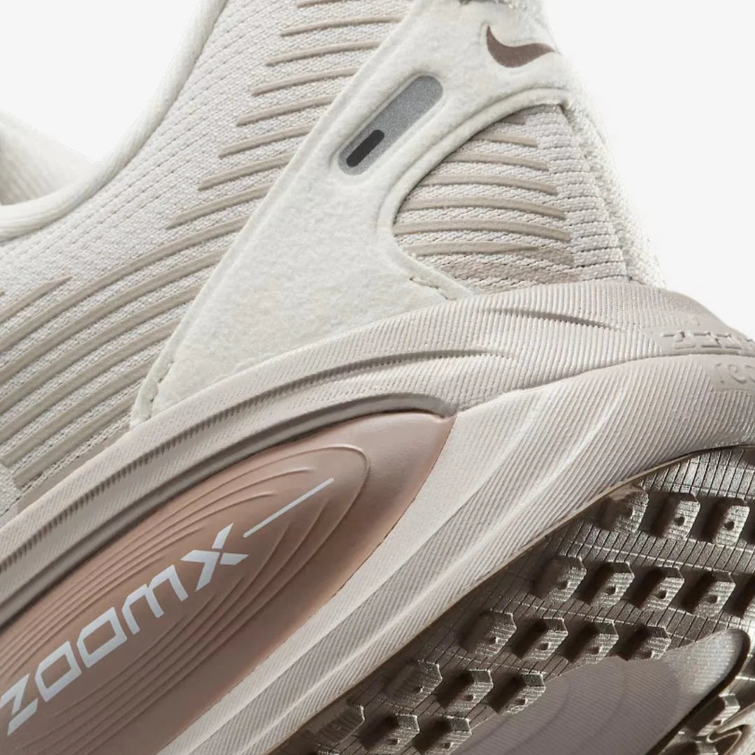 Nike Vomero 18 Marrom Vison