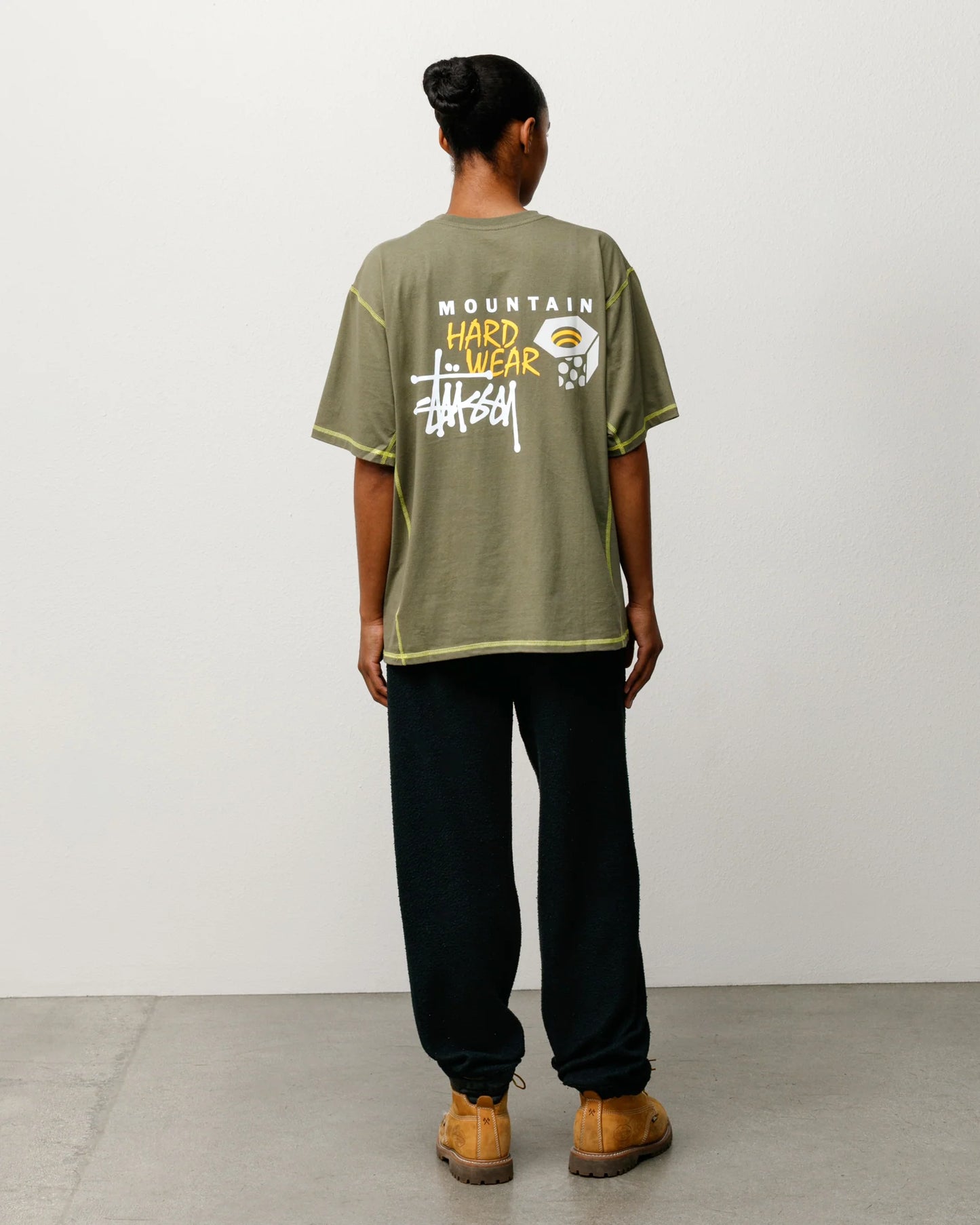 STÜSSY MOUNTAIN HARDWEAR TEE