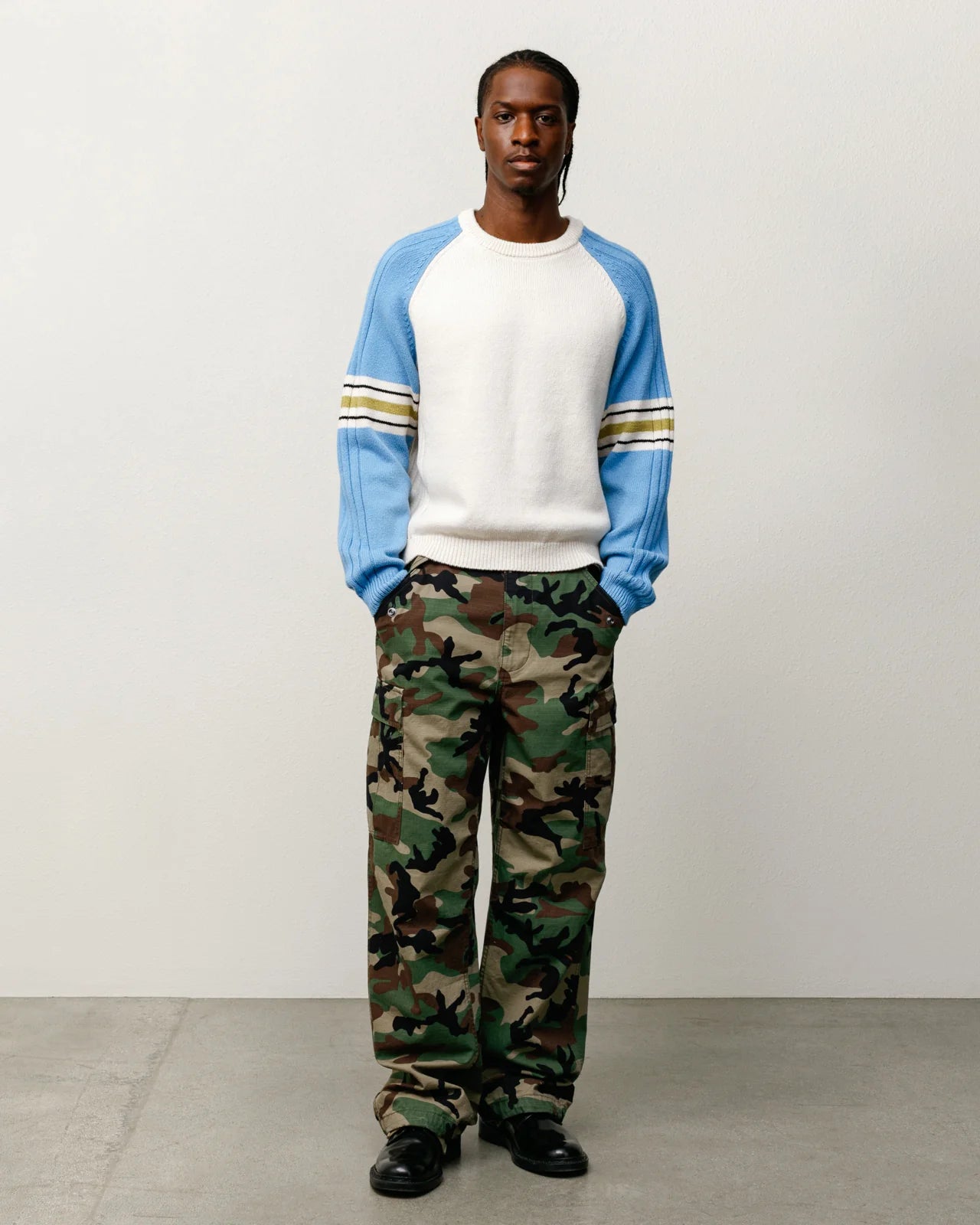 STRIPE RAGLAN CREW