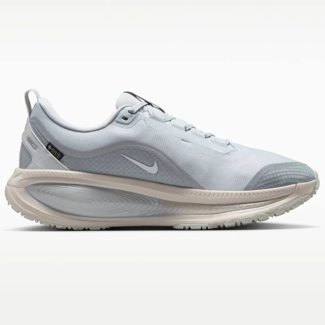 Nike Vomero 18 GORE TEX Cinza Metálico