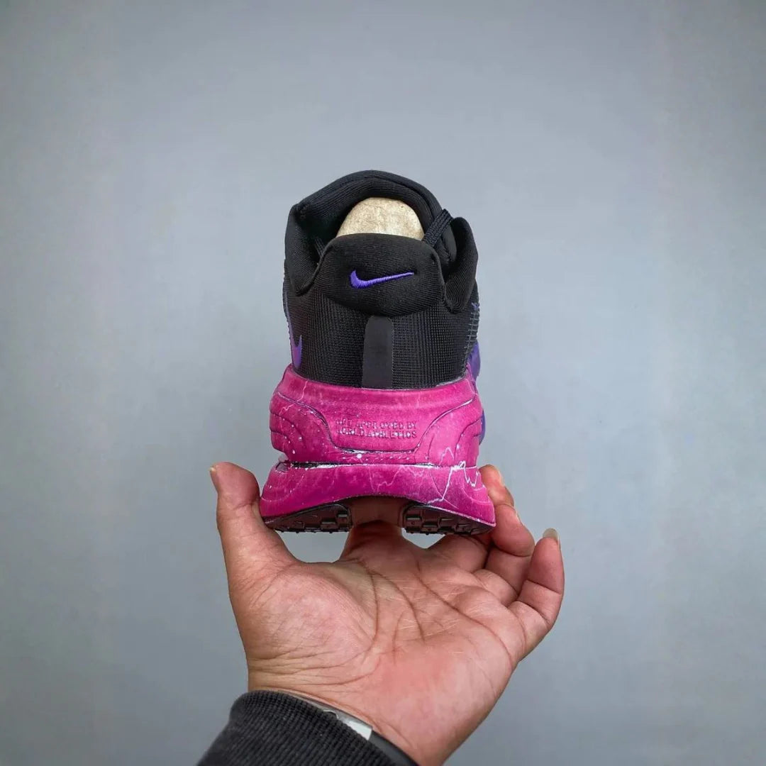 Nike Vomero Premium Lightning Strike Pack