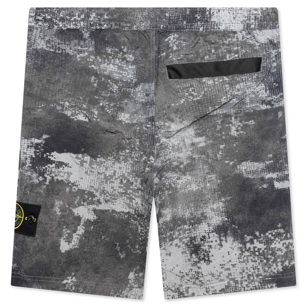 Dissolving Grid Camo Comfort Fit Bermuda Shorts Grey