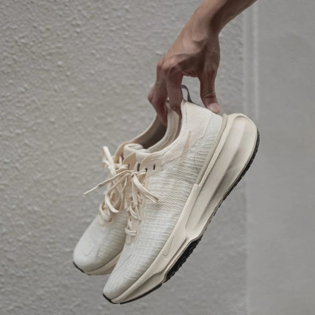 Nike Invincible Run 3 Bege