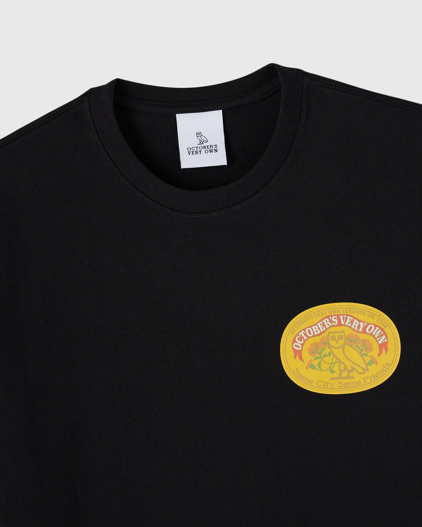 Pom Pom Banner Tee Black