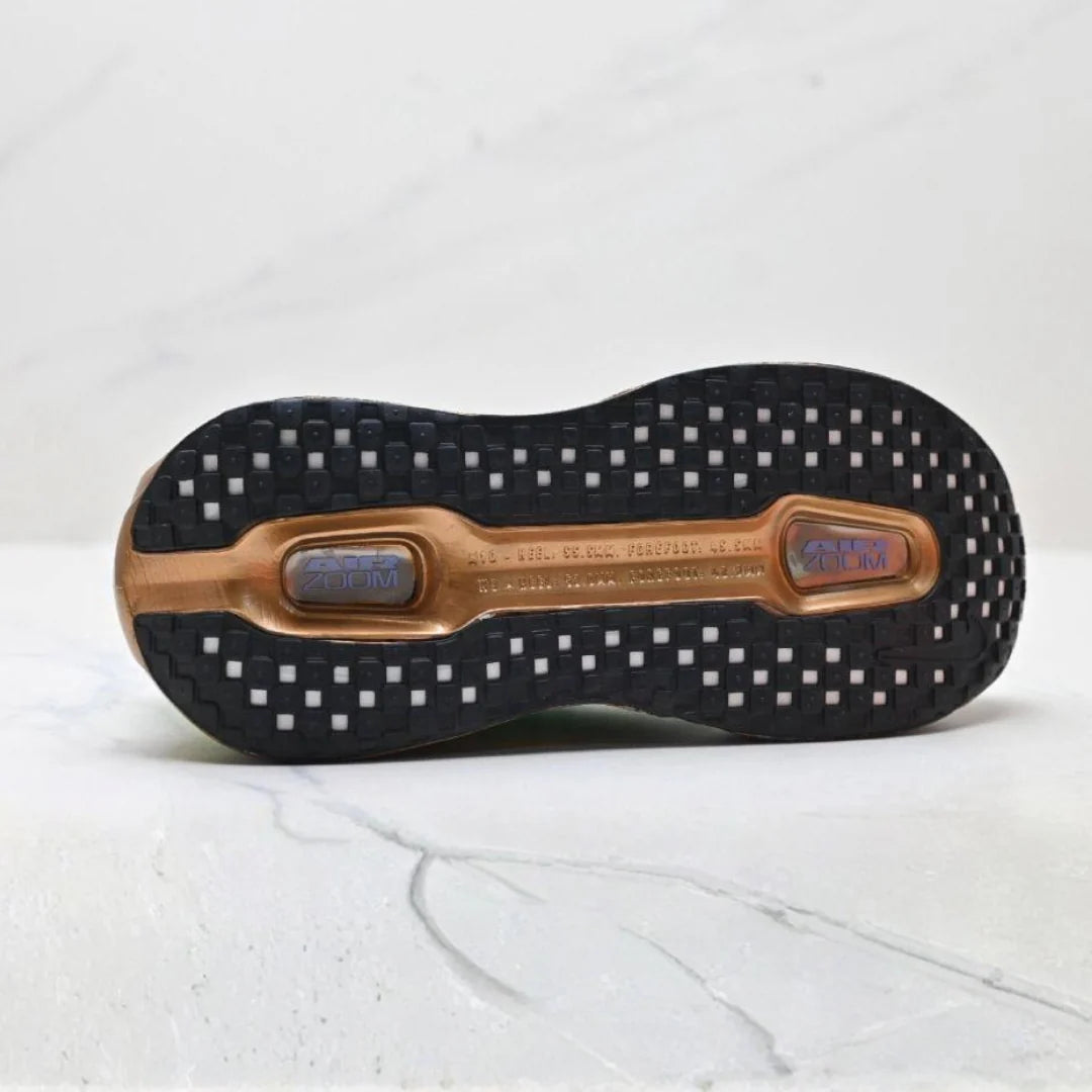 Nike Vomero Premium Verde Dourado